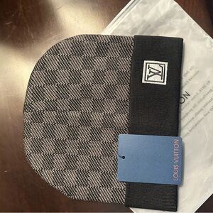 Louis Vuitton Black and Gray Men's Beanie